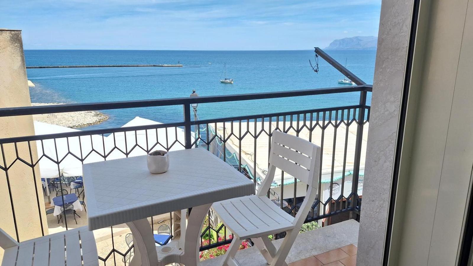 Umari Rooms Castellammare del Golfo Exterior foto